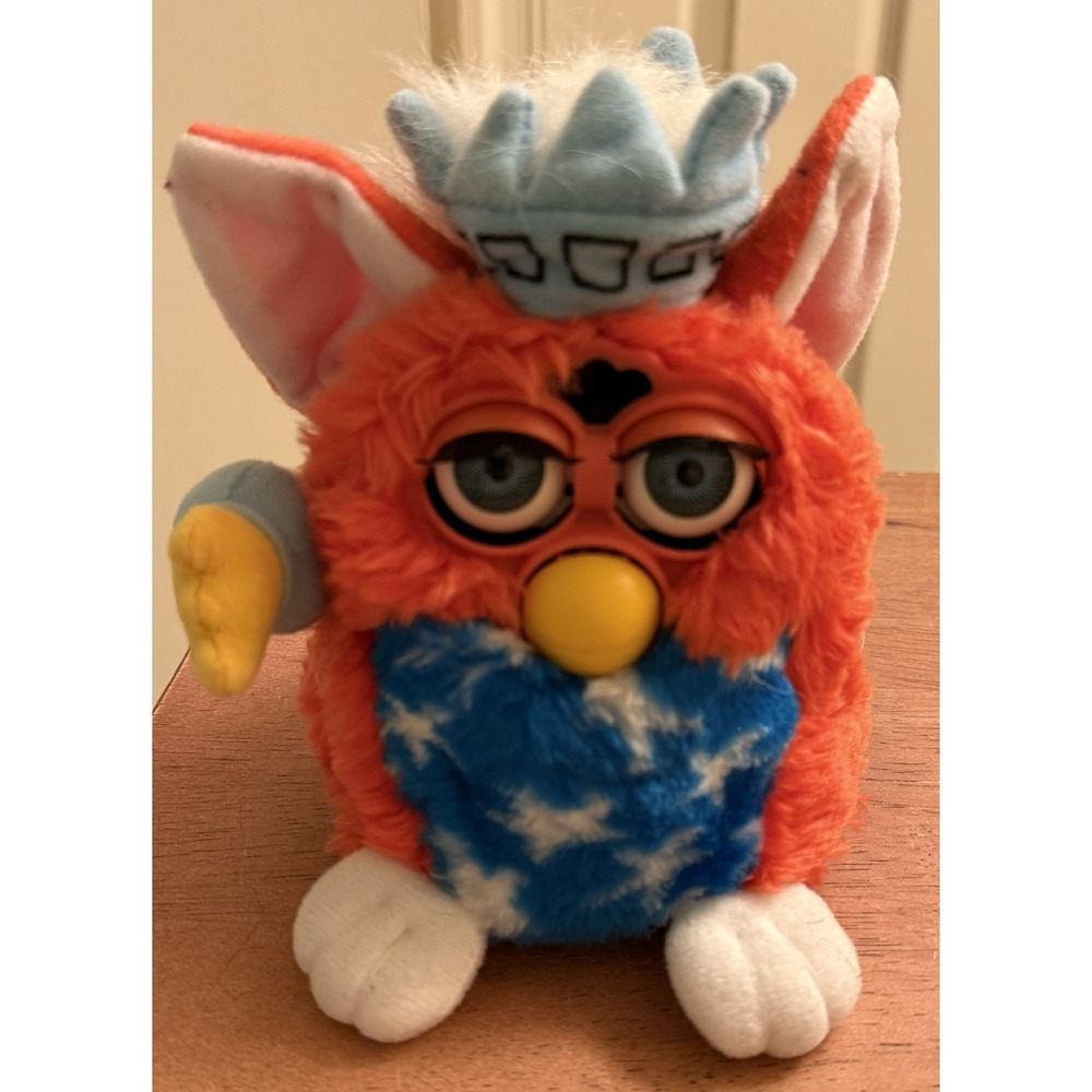 VTG 1999 ELECTRONIC FURBY "STATUE OF LIBERTY" ‎ 70-893 With Tags Limited Edition